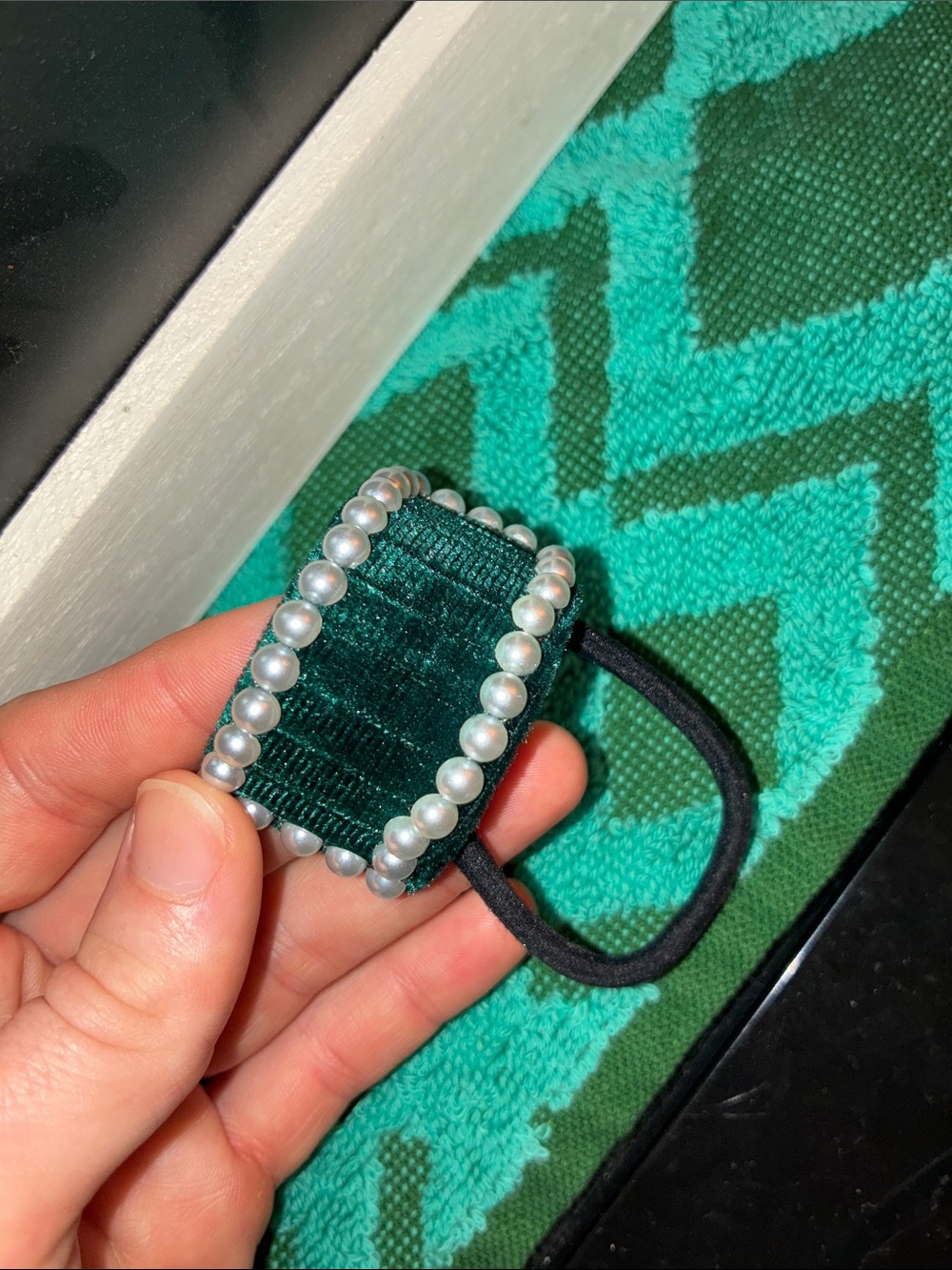 Emerald Velvet Pearl Trim Hair Tie